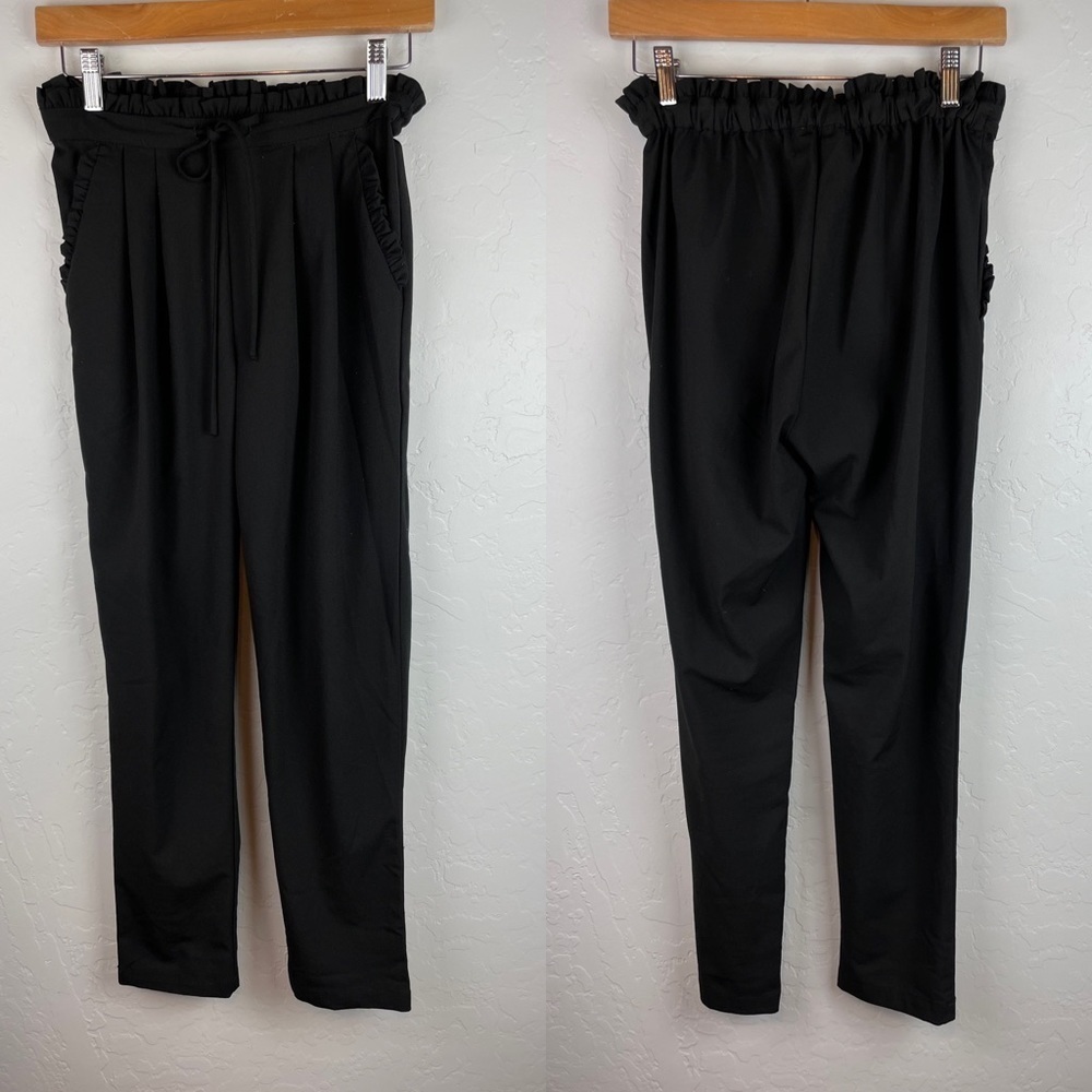 Kancan Black Ruffle Trim High‎ Rise Tapered Leg Ankle Pants Women's Size Small
